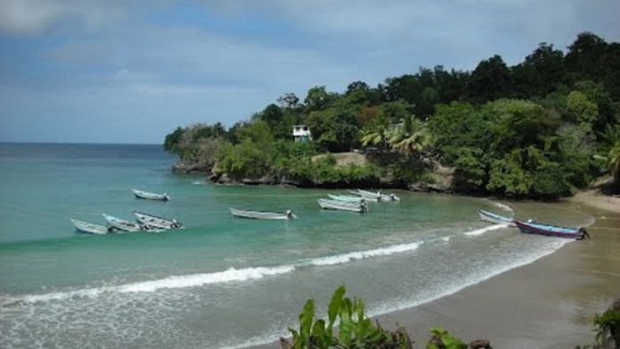 las-cuevas-beach